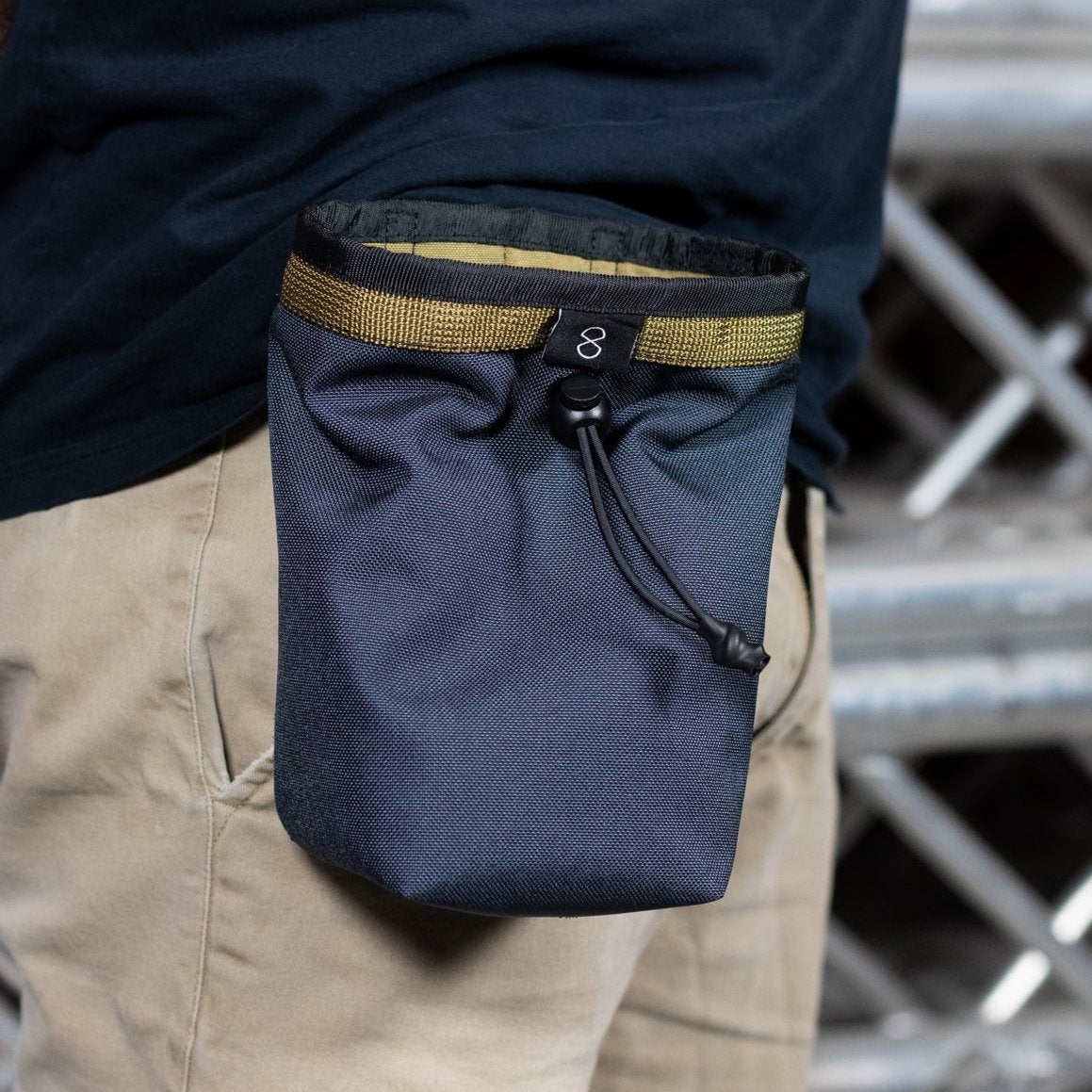 The Site Pocket (Navy/Khaki)