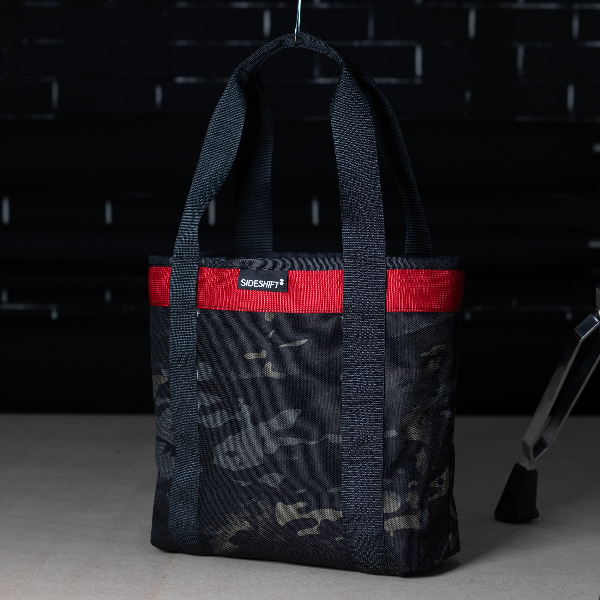 Tacti Tote #008 (MultiCam Black/Red/Black)